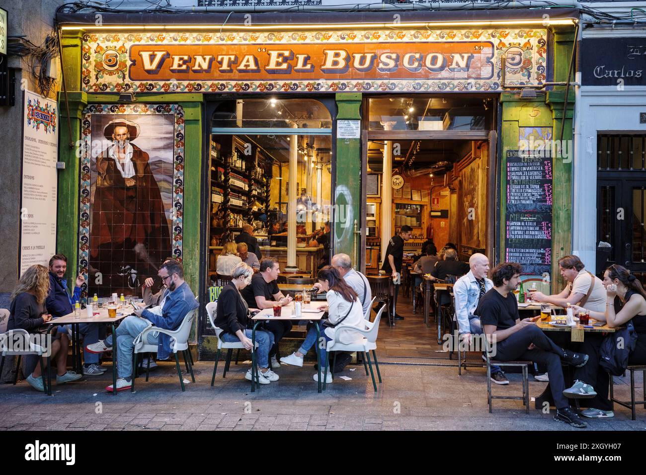 Venta El Buscon Tapas bar and restaurant  near the Plaza de Santa Ana, in the centre of Madrid. Spain Stock Photo