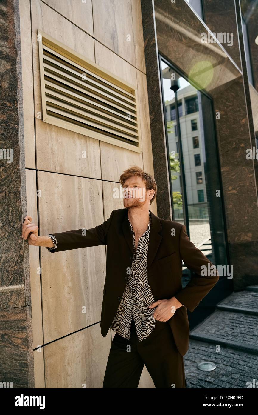 Man in formal attire leans hi-res stock photography and images - Alamy