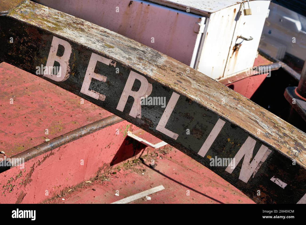 Marking the home port of a ship with the lettering Berlin. The ...