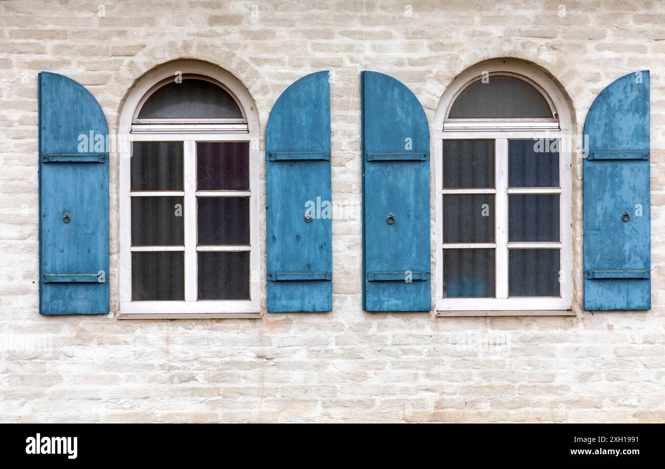 Old windows wooden shutters hi-res stock photography and images - Alamy