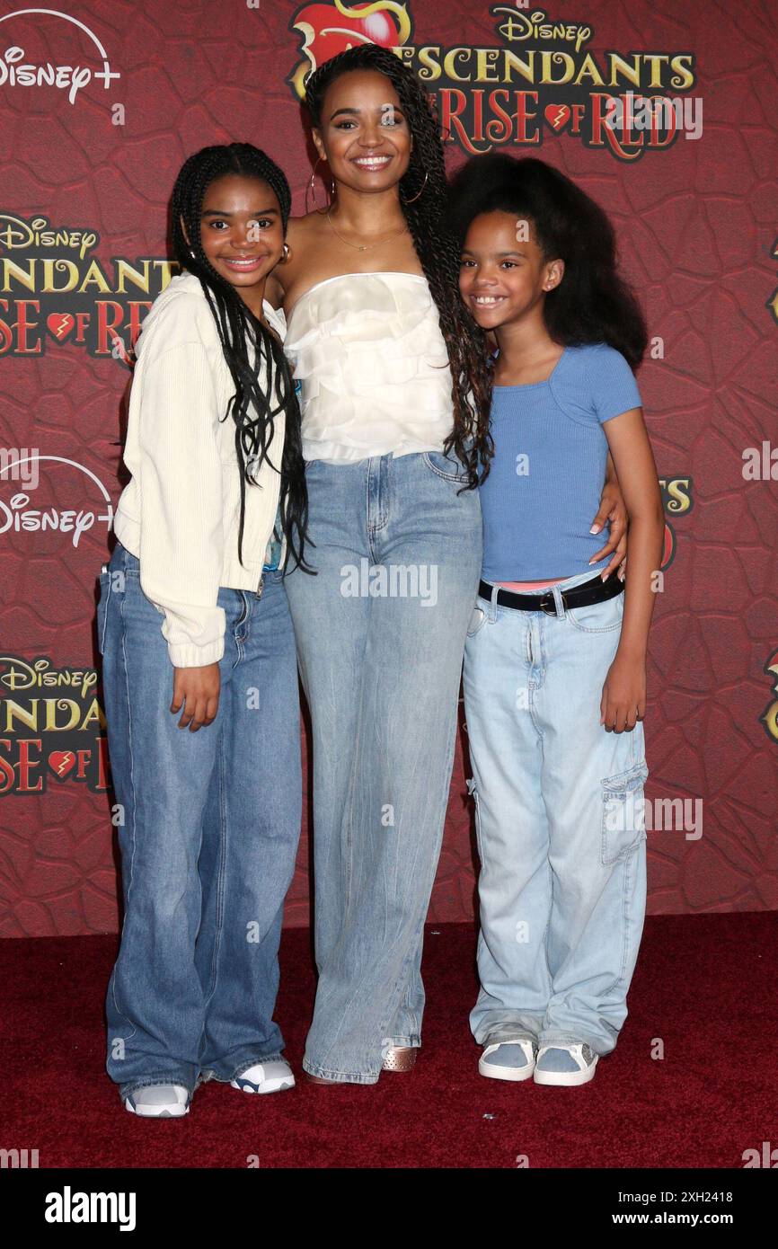 Ca 10th July 2024 Kyla Pratt Daughters At Arrivals For DESCENDANTS Ca 10th July 2024 Kyla Pratt Daughters At Arrivals For Descendants The Rise Of Red Premiere The Walt Disney Studios Lot Los Angeles Ca July 10 2024 Credit Priscilla Live News 2XH2418