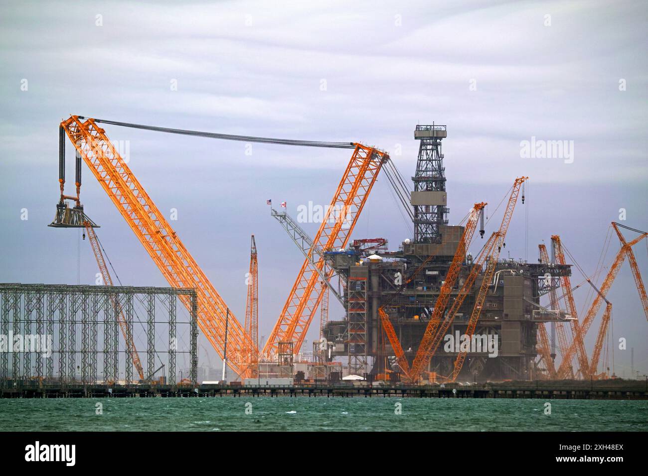 Offshore Gulf oil platform under construction at Kiewit facility on