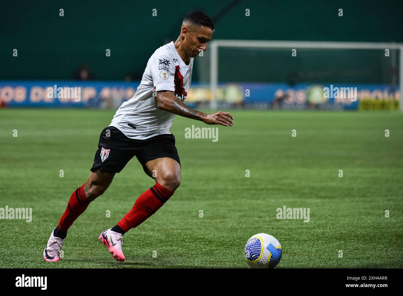 Sao Paulo, Brazil. 11th July, 2024. Bruno Tubarao (Atletico-GO) during the game between Palmeiras and Atletico-GO at Allianz Parque in Sao Paulo, Brazil, the match is valid for the Campeonato Brasileiro Serie A (Roberto Casimiro/SPP) Credit: SPP Sport Press Photo. /Alamy Live News Stock Photo