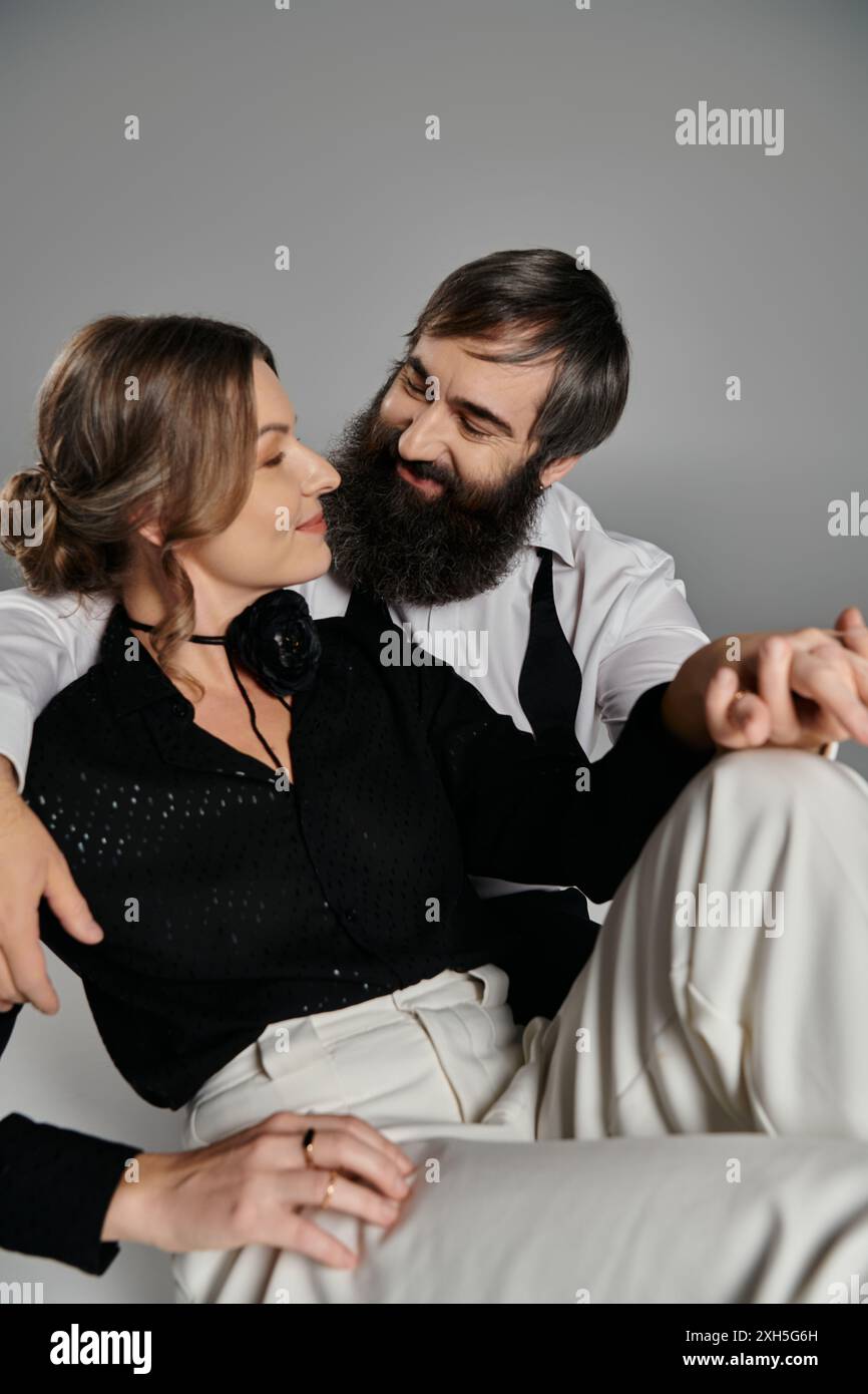 Couple lovingly holding hands hi-res stock photography and images - Alamy