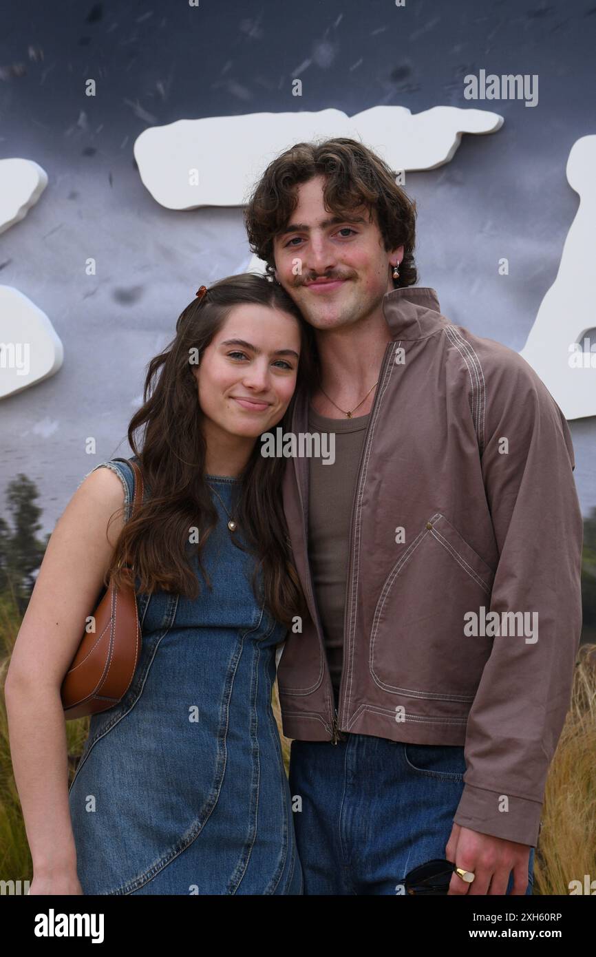 Benson boone maggie thurmon hi res stock photography and images Alamy