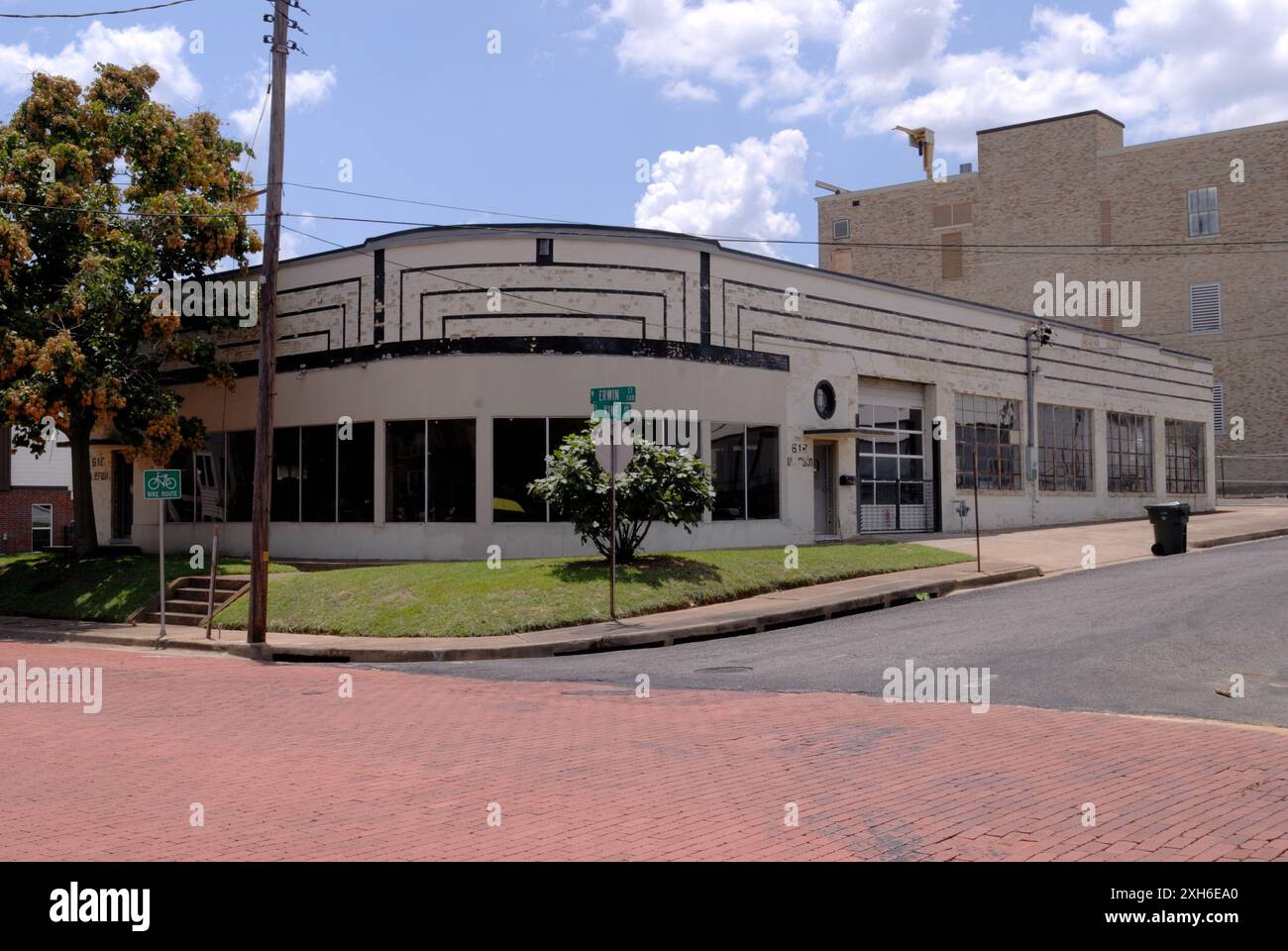 Abandoned Art Deco Building Tyler TX USA Stock Photo