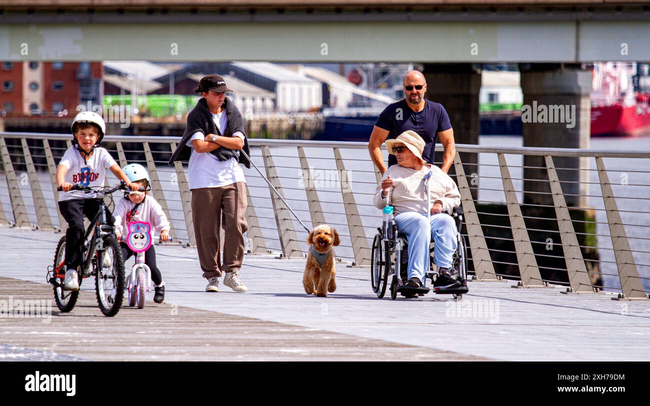 Summer holidays dundee hires stock photography and images Alamy