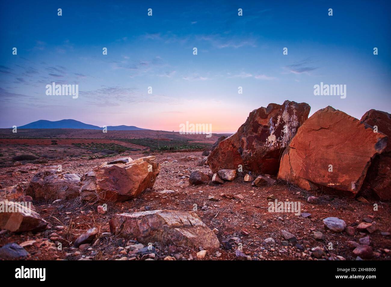 Plain Rocks Field Scenic landscape featuring sunrise hi-res stock photography and images ...