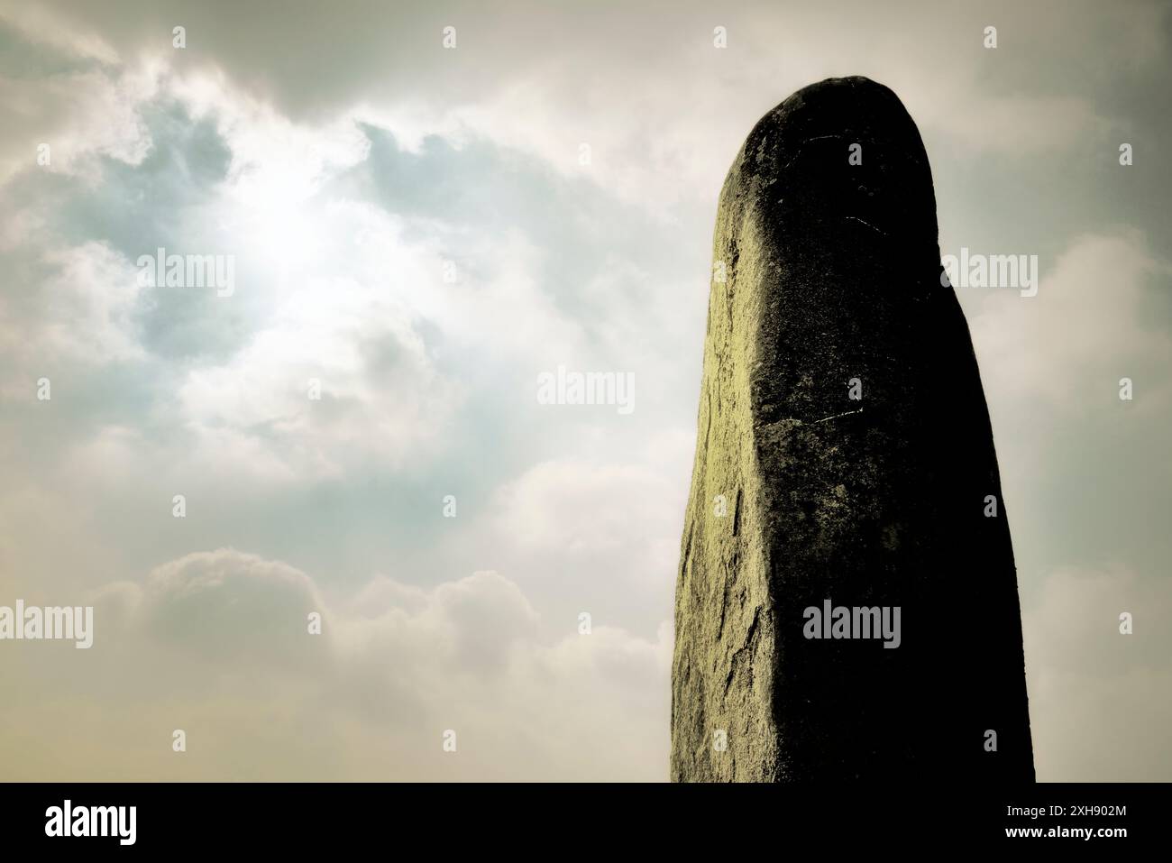 The granite Menhir de Champ Dolent at Dol-de-Bretagne. At 9.5 meters 31 ...