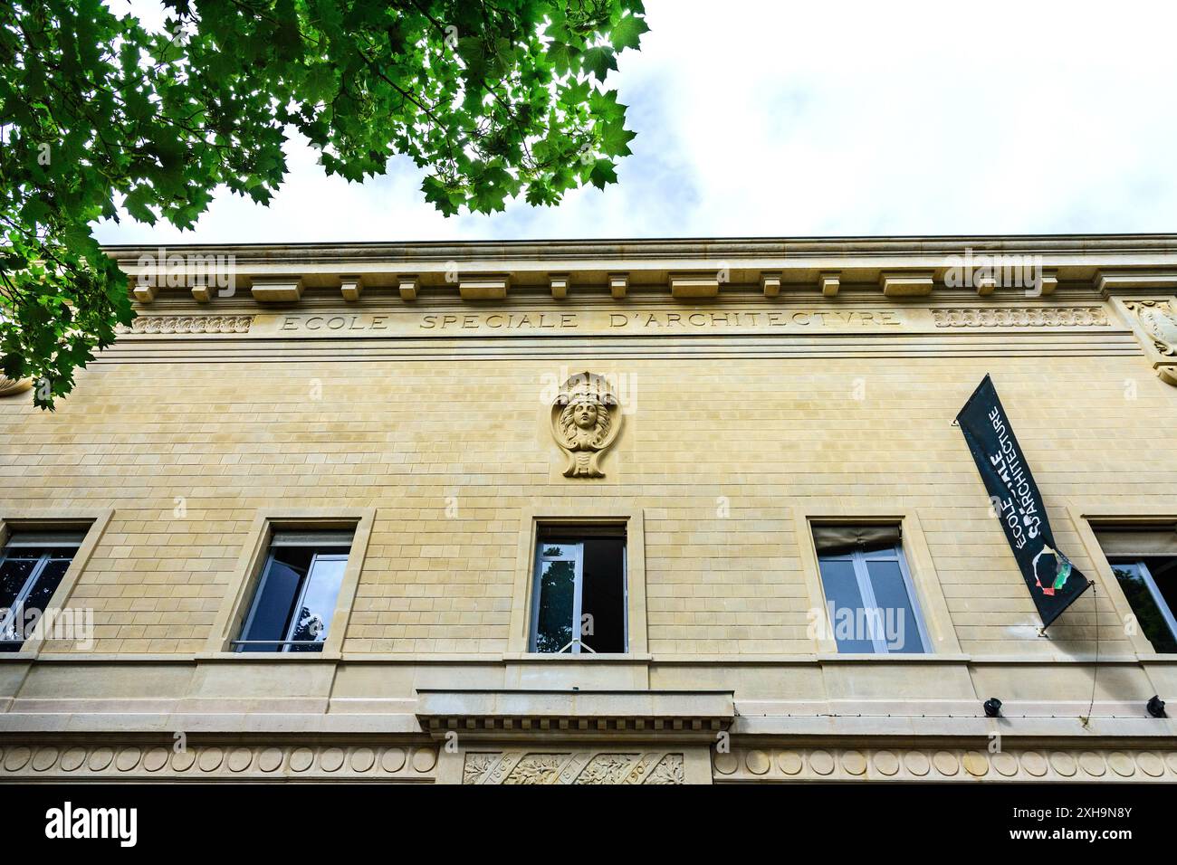 The École Spéciale d'Architecture on the Boulevard Raspail, Paris 75014 ...