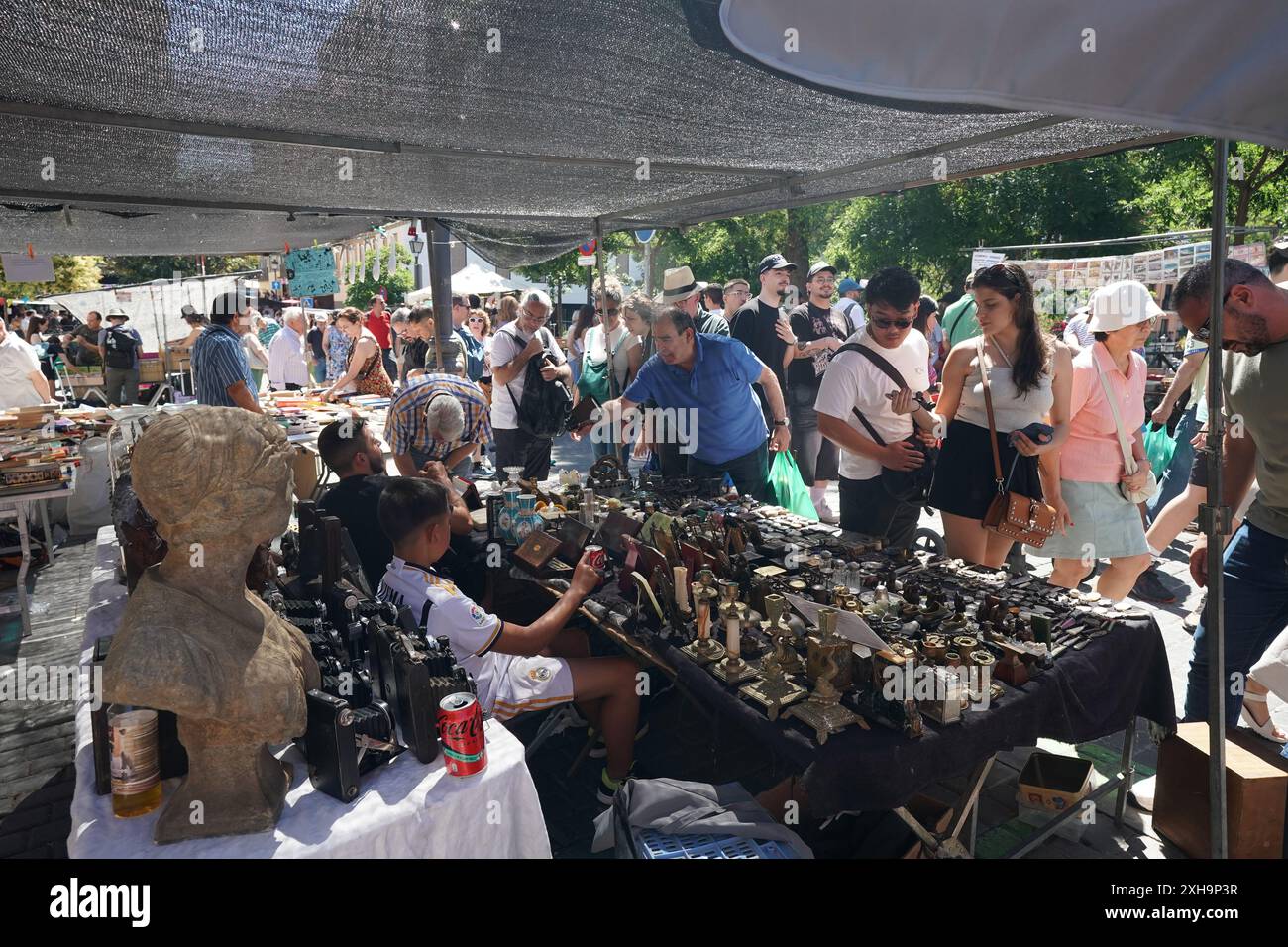 El rastro madrid books hi-res stock photography and images - Alamy