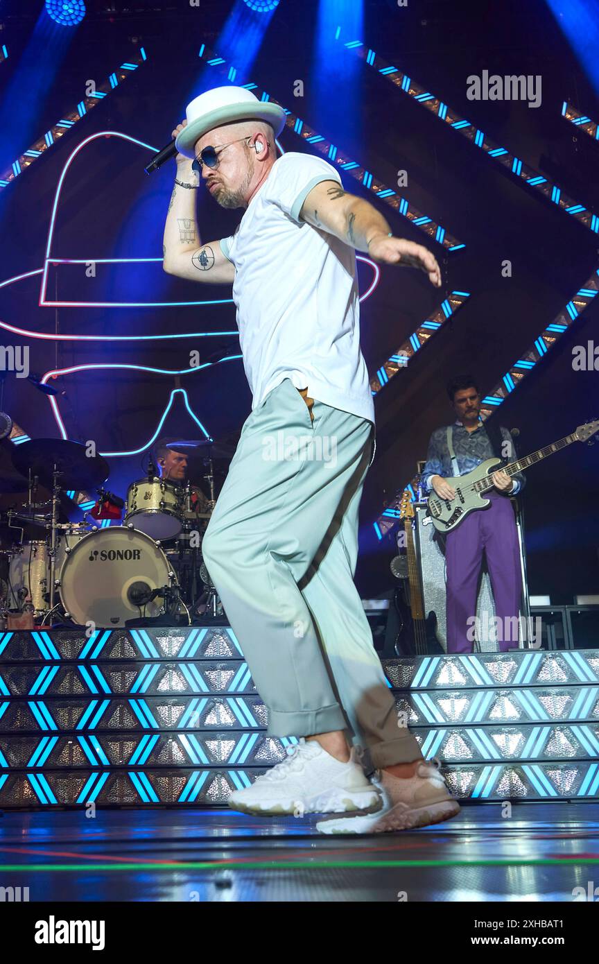 Jan Delay & Disko No. 1 live beim beim Sommerfestival 2024 unter dem