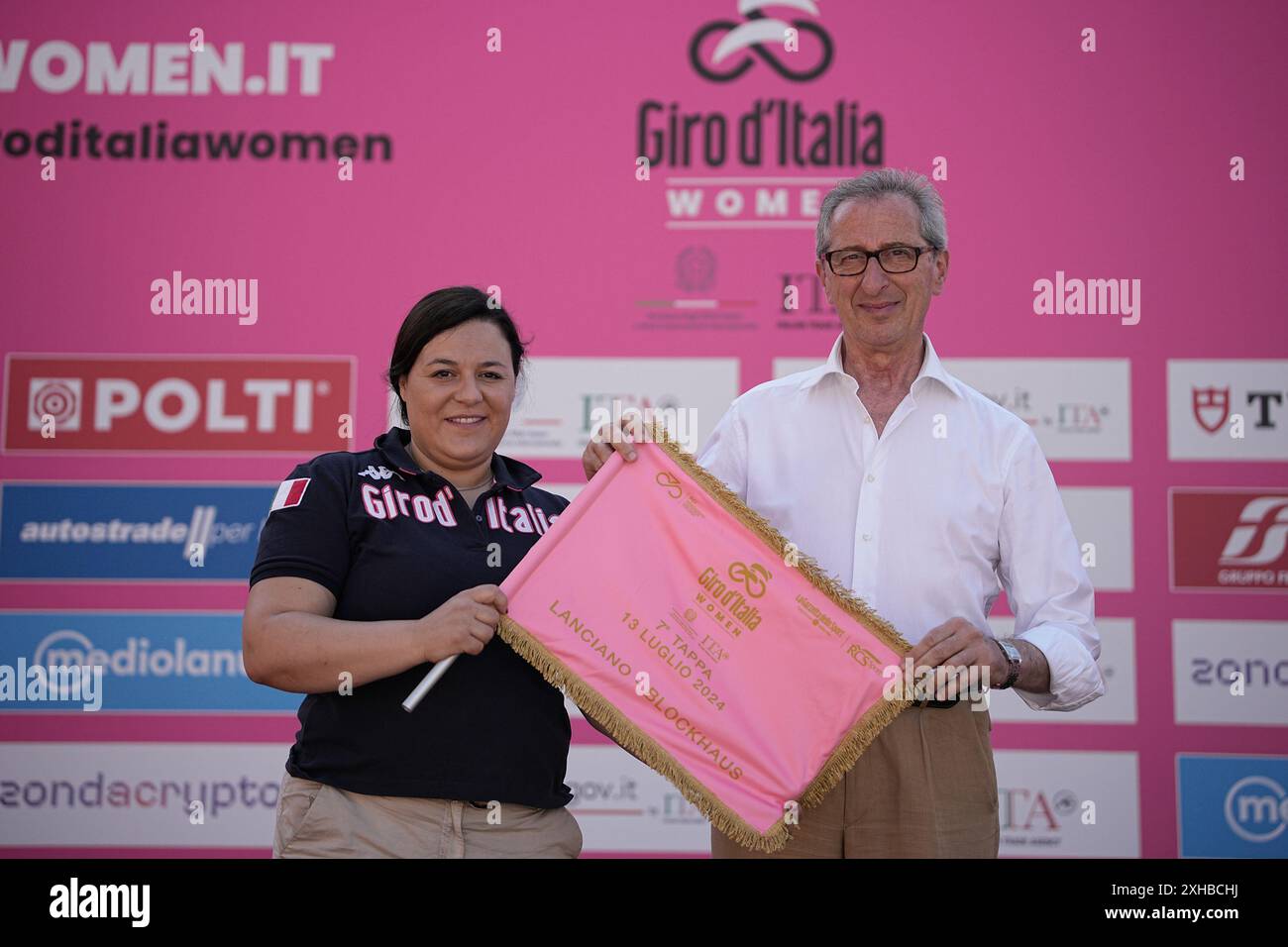 Lanciano, Italia. 13th July, 2024. Giusy Virelli and Filippo Paolini Mayor of Lanciano during the 7th stage of the Giro d'Italia Women, from Lanciano to Blockhaus Italy Saturday, July 13, 2024. Sport - cycling . (Photo by Marco Alpozzi/Lapresse) Credit: LaPresse/Alamy Live News Stock Photo