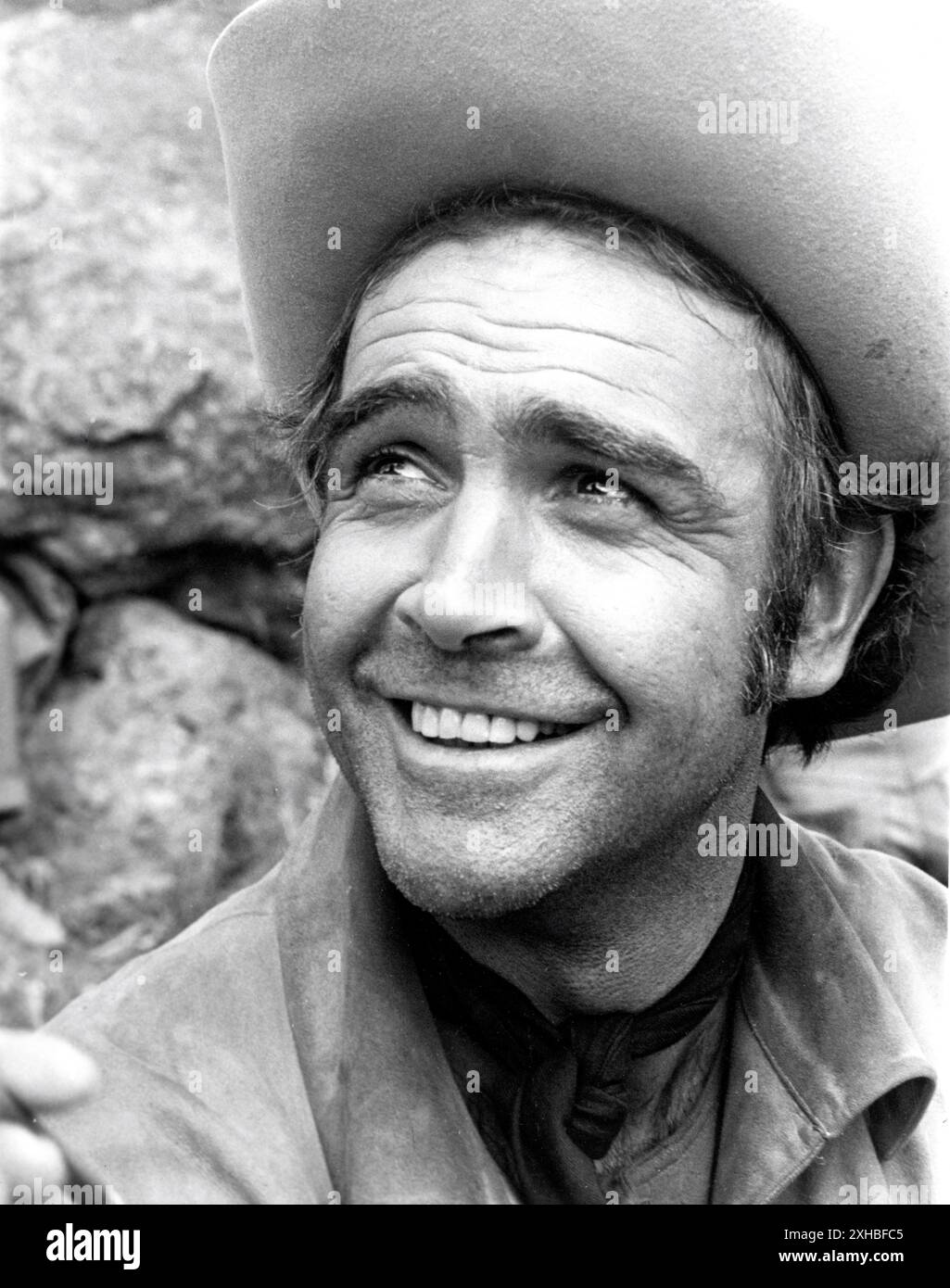 sean-connery-on-set-location-candid-in-spain-during-filming-of-shalako