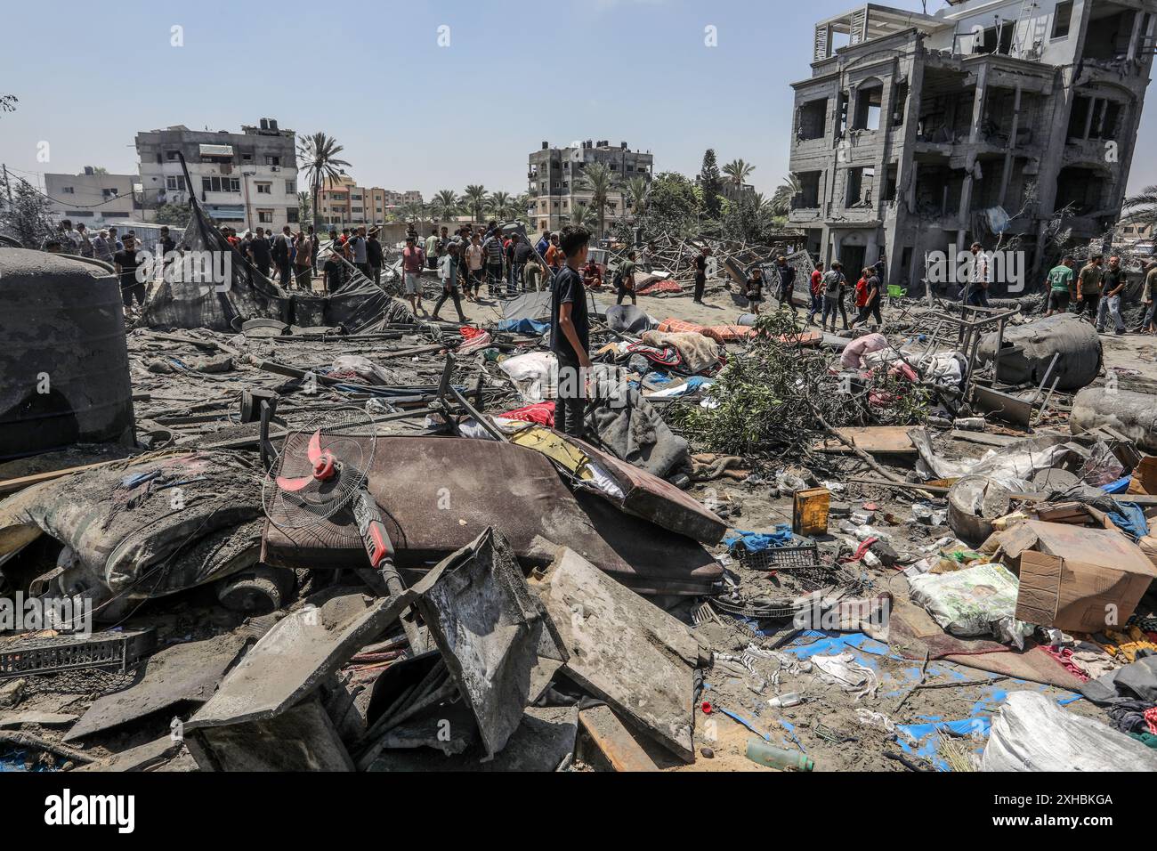 13 July 2024, Palestinian Territories, Khan Younis Palestinians