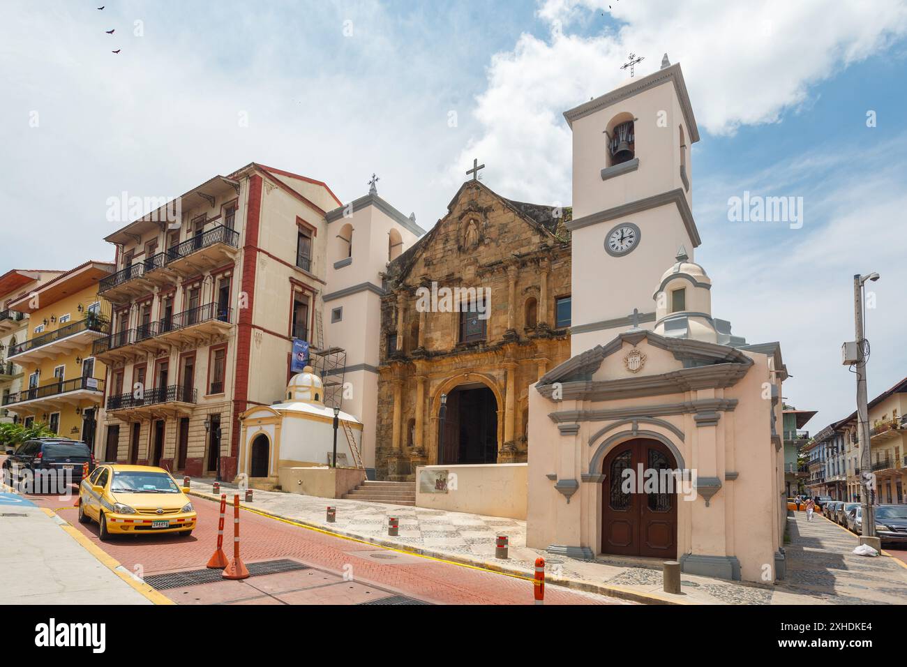 Iglesia de La Merced (Church of the Mercy) Historical buidlings in Old ...