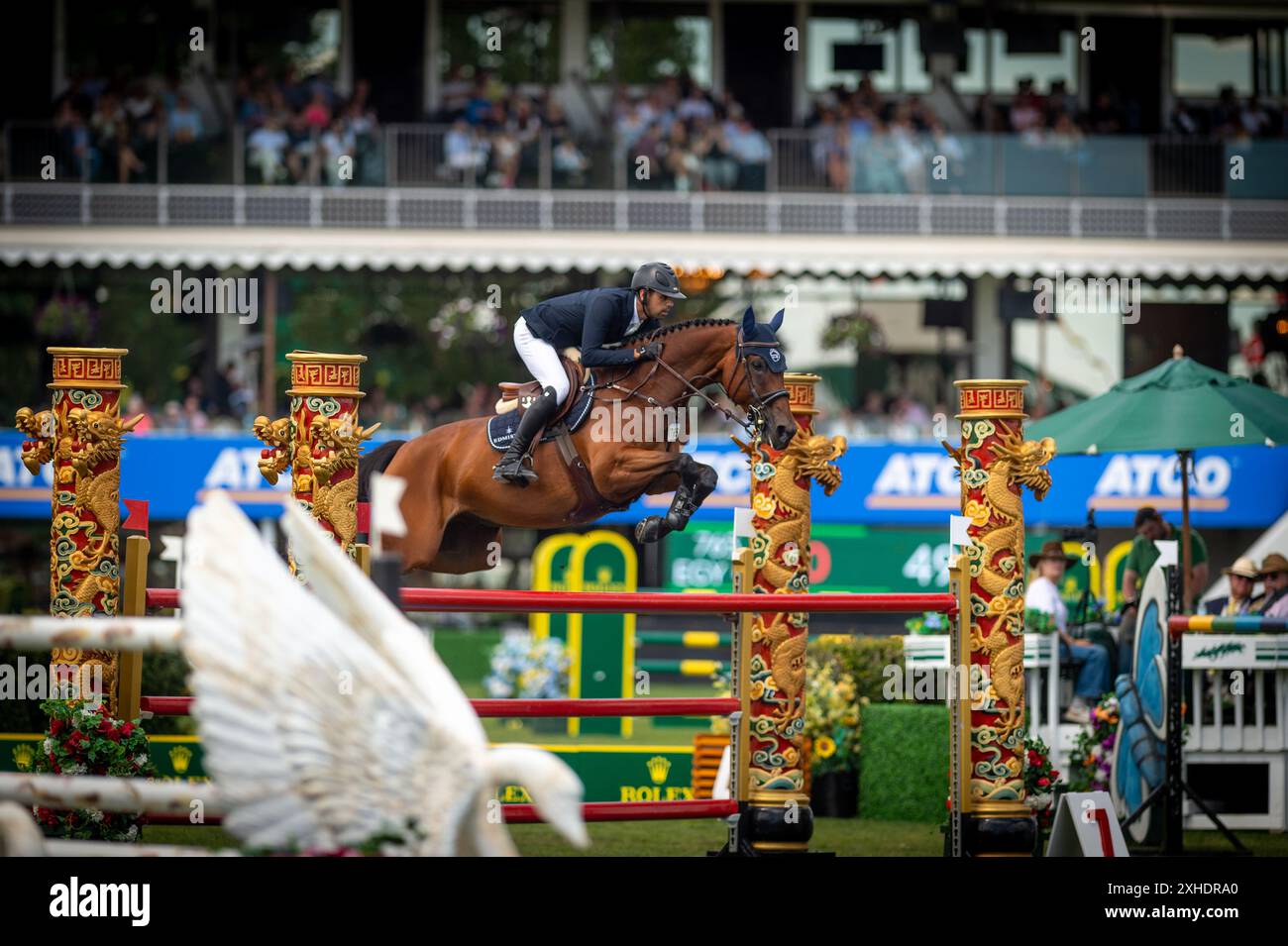 Jumping star ride hi-res stock photography and images - Alamy