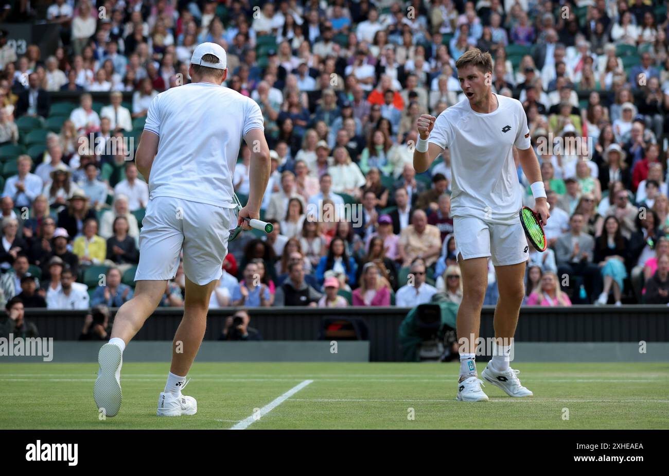 (240714) -- LONDON, July 14, 2024 (Xinhua) -- Henry Patten (R)/Harri ...
