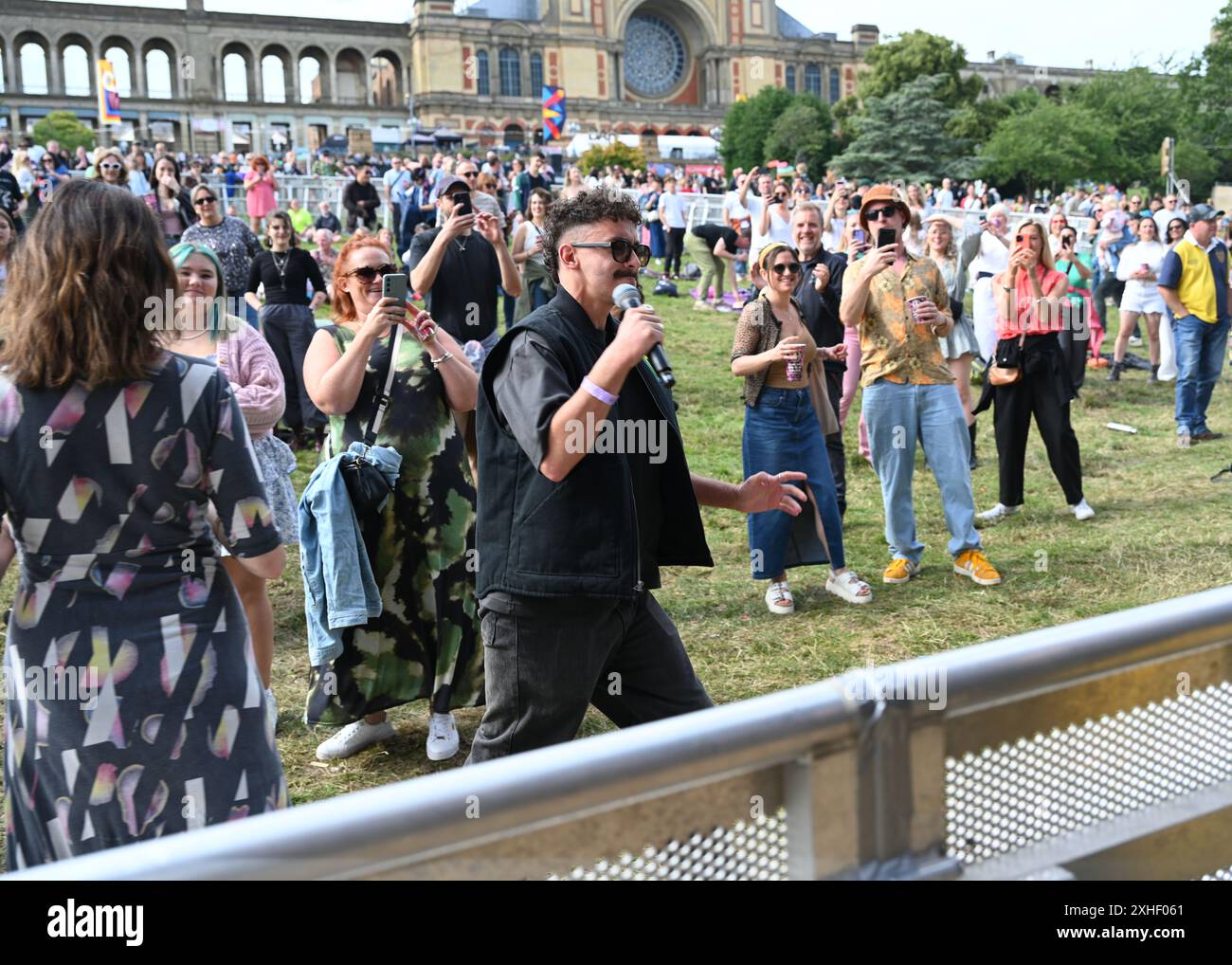 LONDON, ENGLAND JULY 13 2024 Anthony Szmerick performs at the
