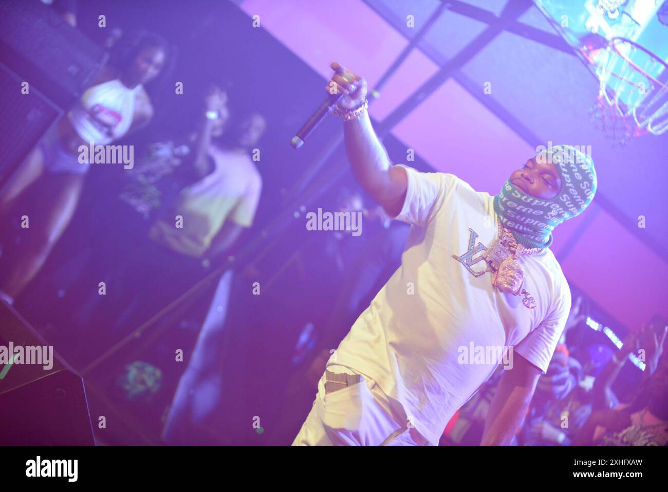 FORT LAUDERDALE, FLORIDA - JULY 12: Rapper BossMan Dlow performs live onstage during the 'Mr. Beat The Road Tour' at Revolution Live on July 12, 2024 in Fort Lauderdale, Florida.  (Photo by JL/Sipa USA) Stock Photo