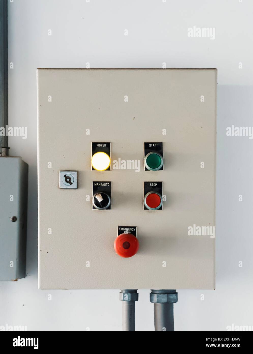 Emergency stop button machinery hi-res stock photography and images - Alamy