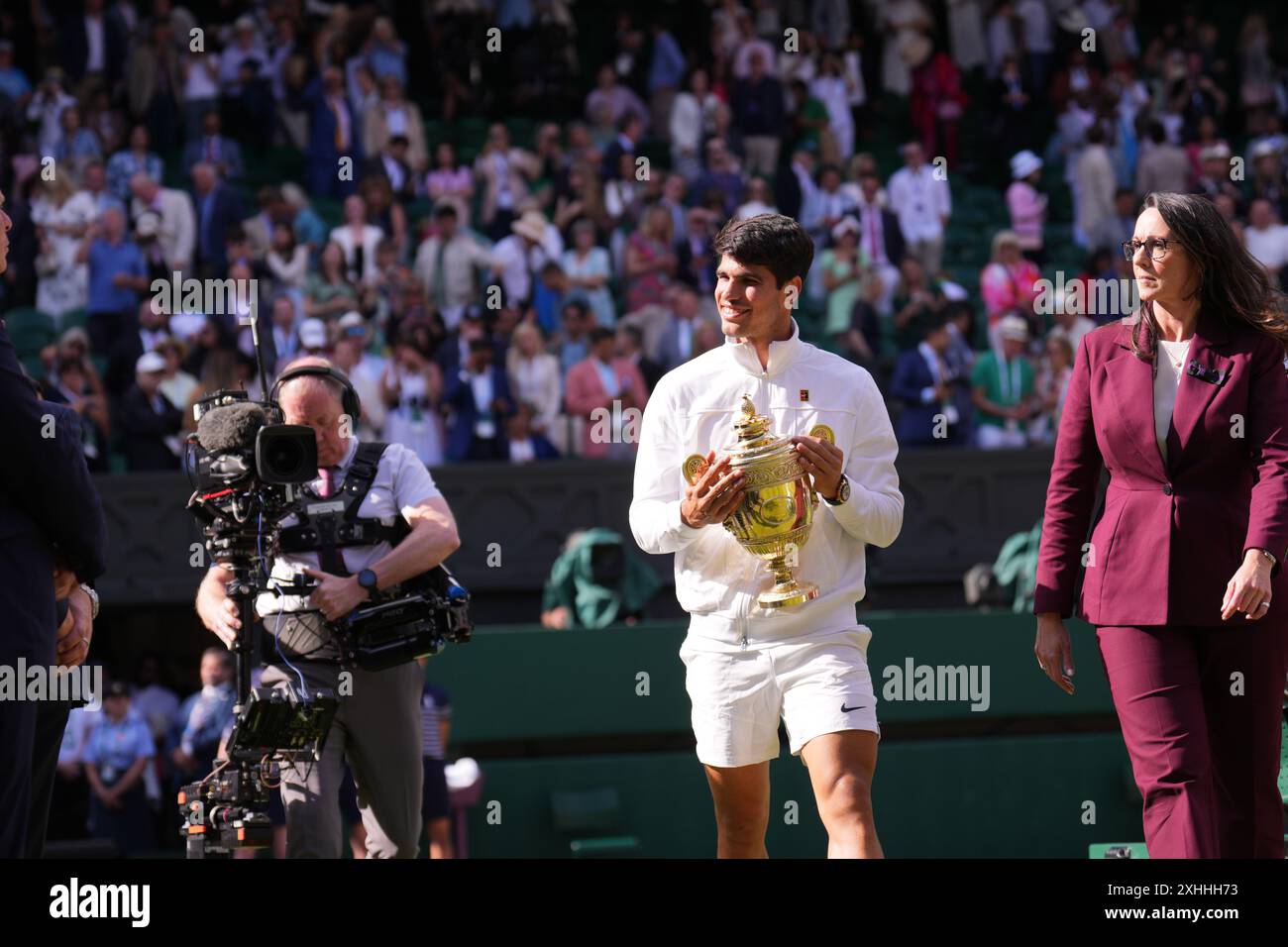 Carlos alcaraz wimbledon 2024 trophy hires stock photography and