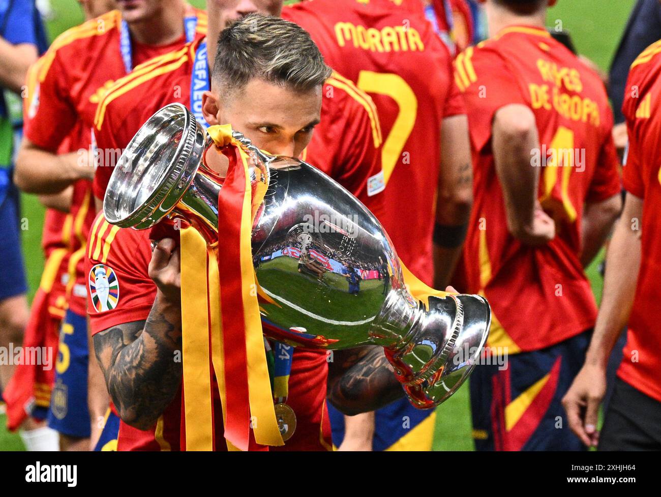 Q: How does Spain’s system compare to France’s high-press?