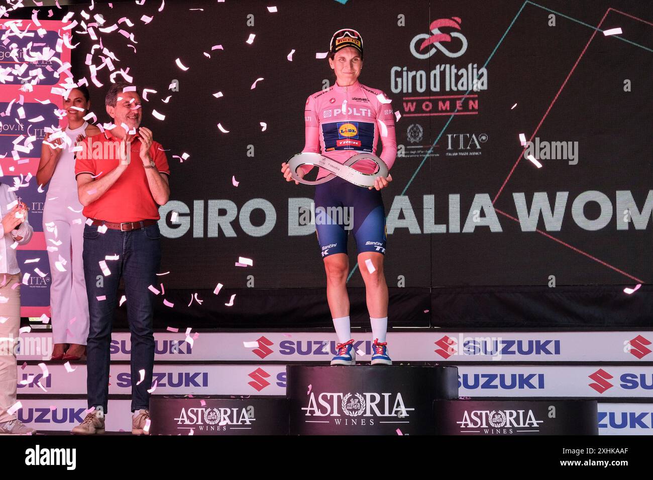 A pause for Elisa Longo Borghini | Trek Race Shop