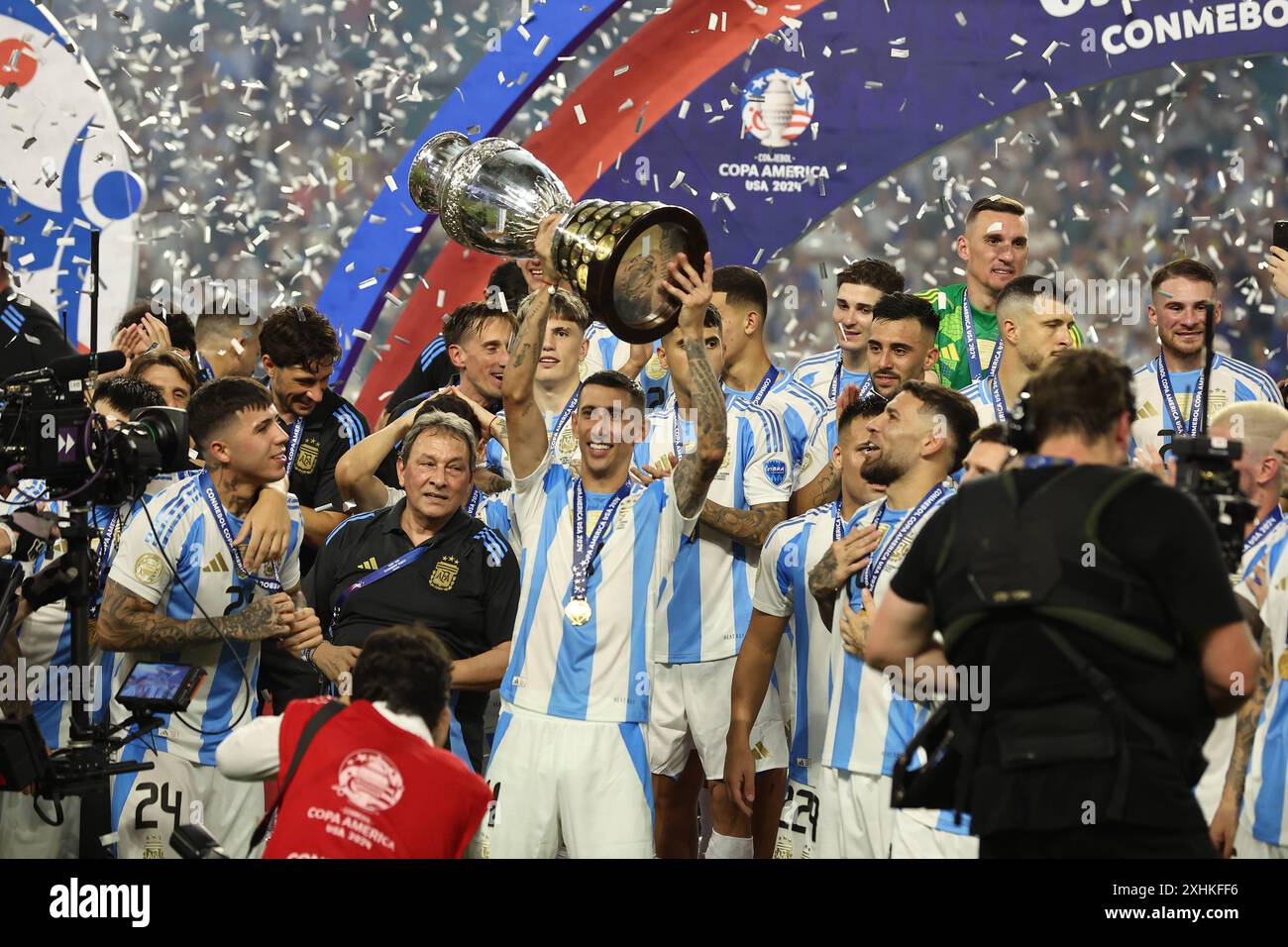 Copa america 2024 trophy hi-res stock photography and images - Alamy