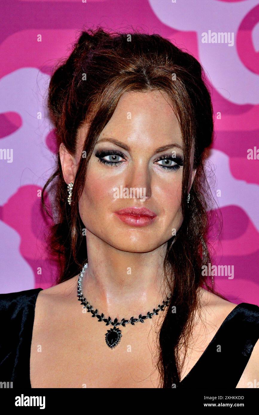Angelina jolie 2000 hi-res stock photography and images - Alamy
