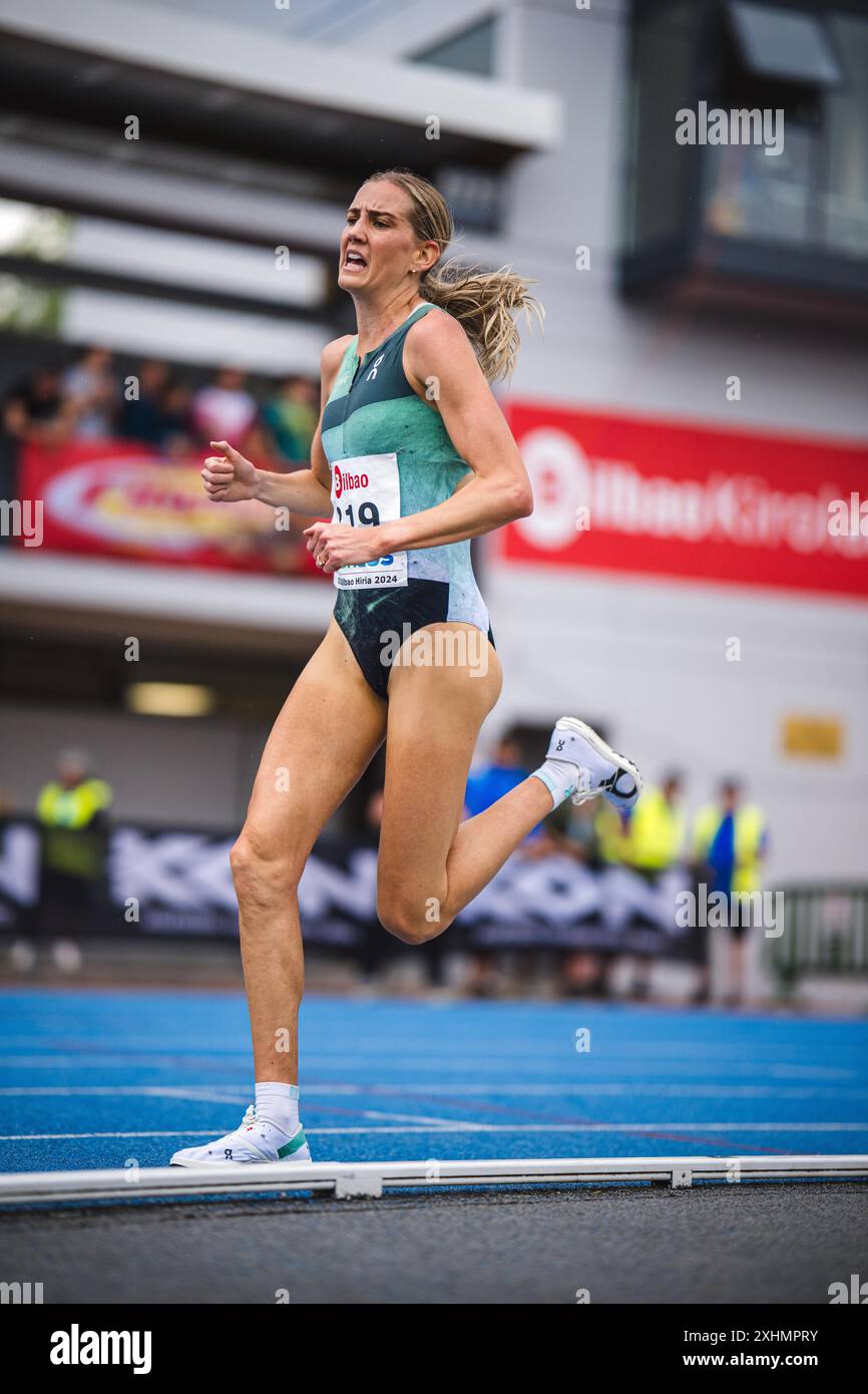 maudie-skyring-participating-in-the-5000-meters-at-the-bilbao-2024