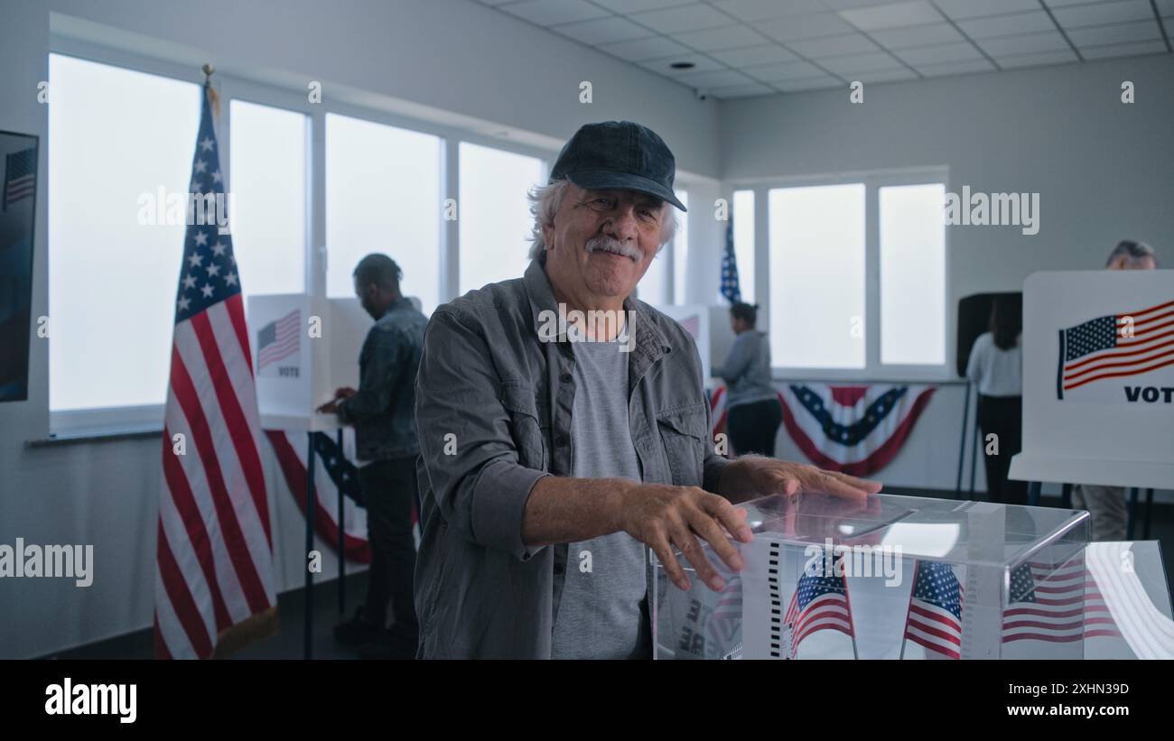 Polling Ballet Man looks ballot polling hi-res stock photography and images - Alamy