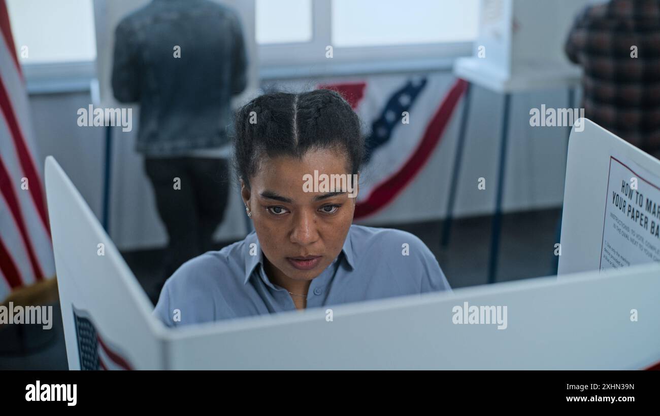 African american female vote hi-res stock photography and images - Alamy