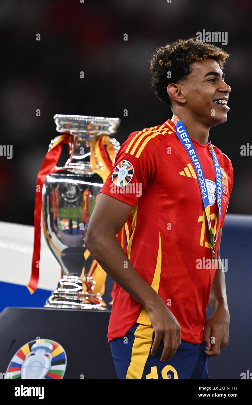 BERLIN, GERMANY - JULY 14: Lamine Yamal of Spain celebrates with the