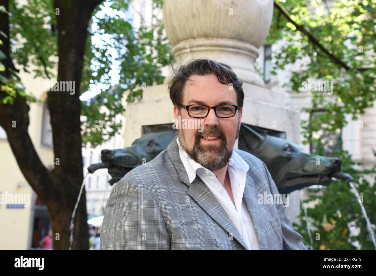 Andre Hartmann Kabarettist Saenger Musiker Entertainer Muenchen 15.07. ...