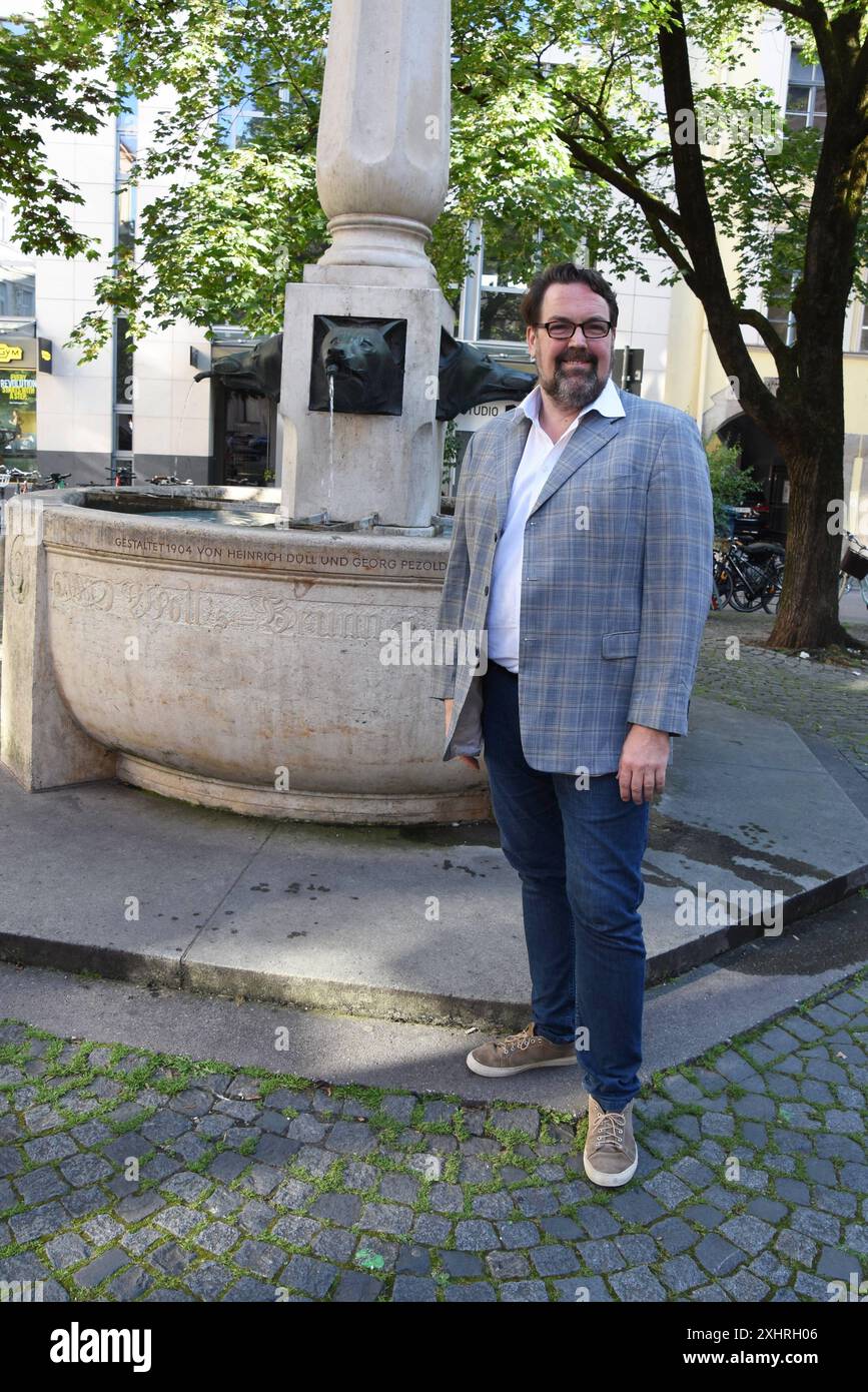 Andre Hartmann Kabarettist Saenger Musiker Entertainer Muenchen 15.07. ...