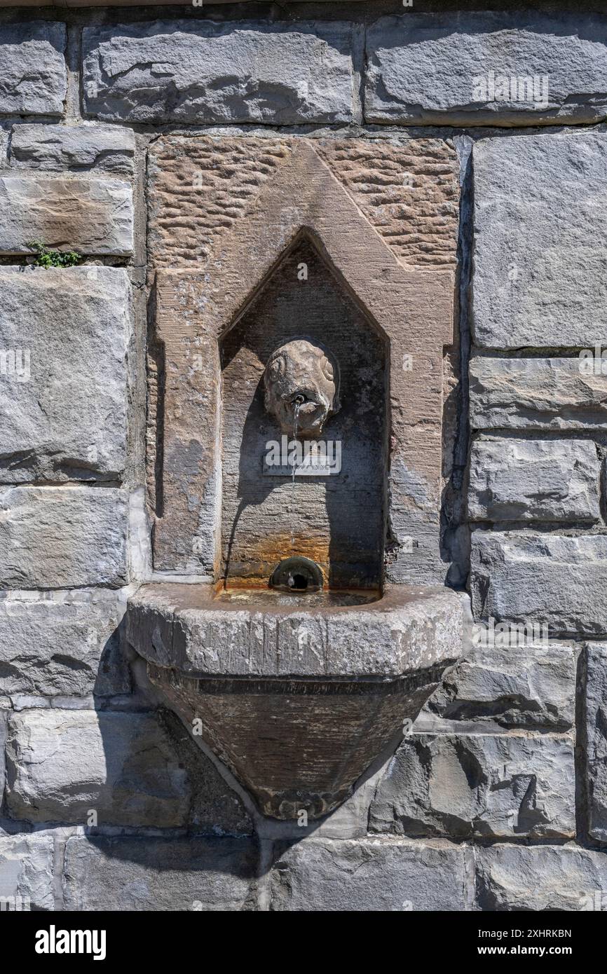 Historic drinking water fountain in the old town centre of Meersburg on Lake Constance, Lake Constance district, Baden-Wuerttemberg, Germany Stock Photo