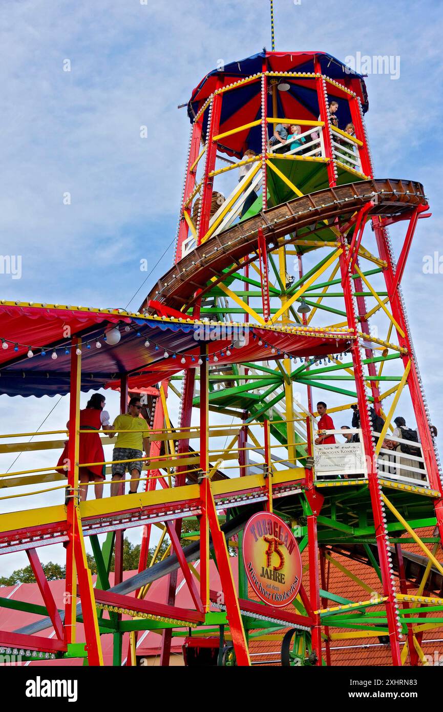 Tower with conveyor belt and slide, wooden slide Toboggan Konrad