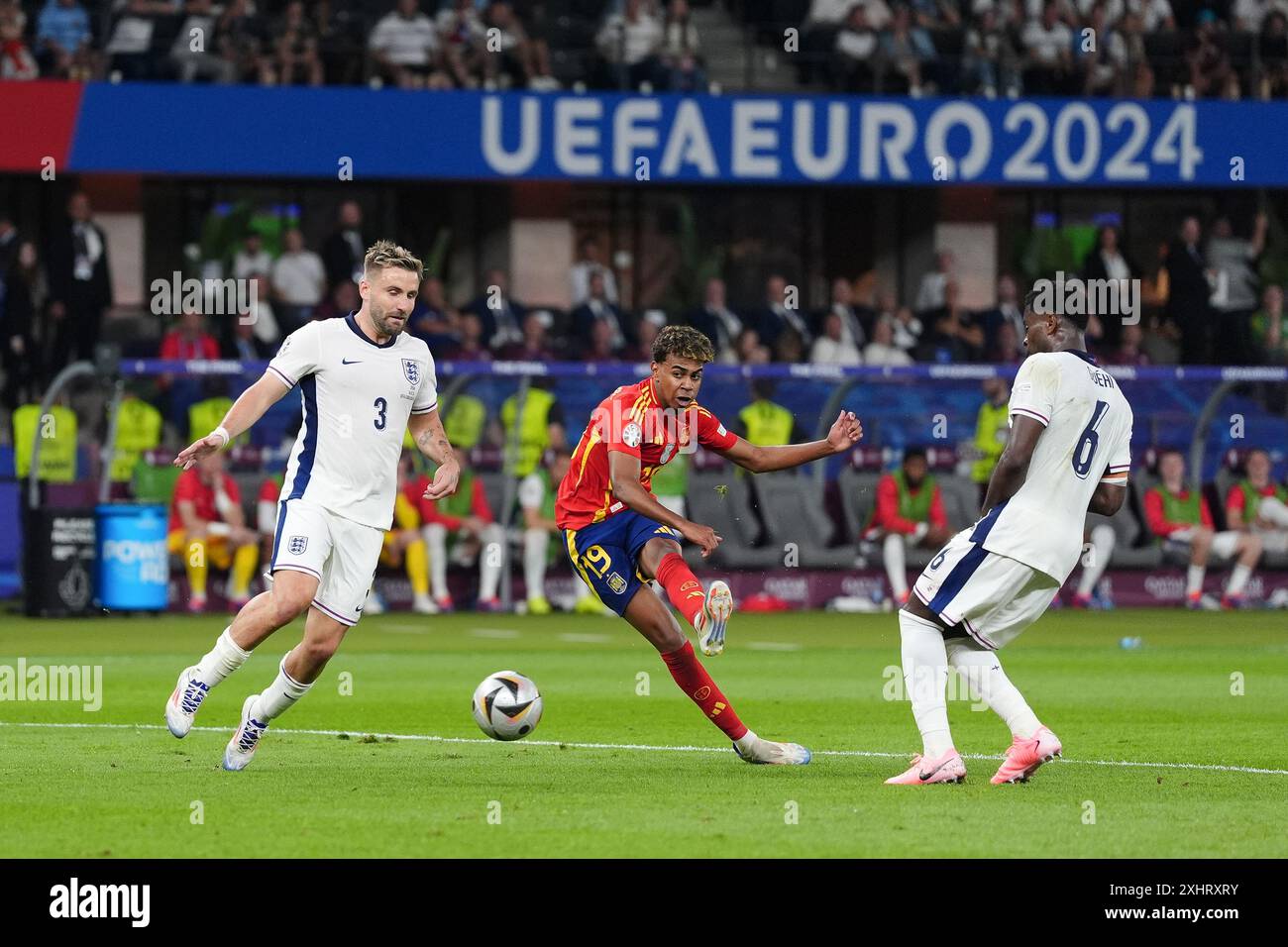Lamine yamal goal spain euro 2024 hi-res stock photography and images