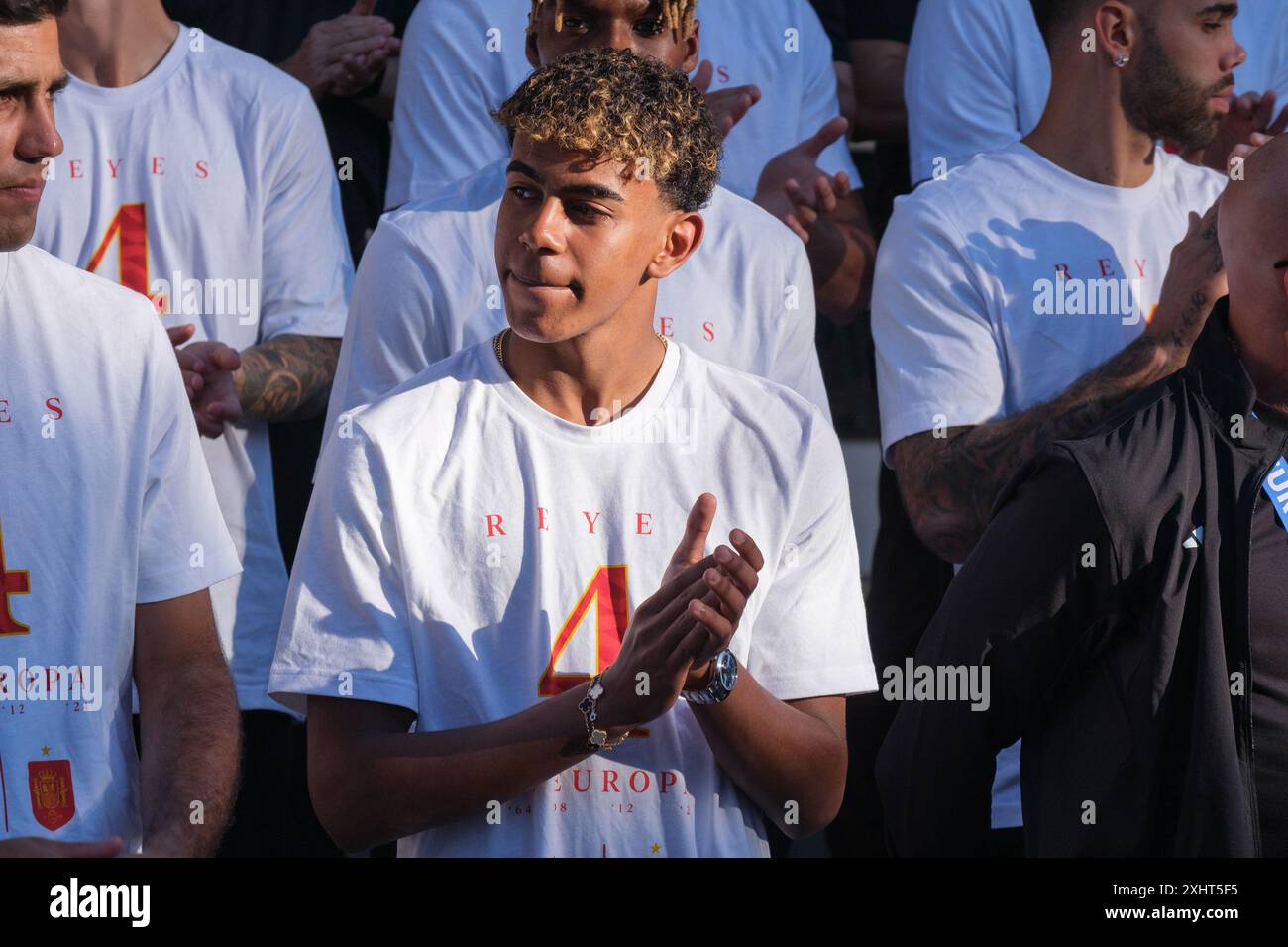 Lamine yamal celebration hi-res stock photography and images - Alamy