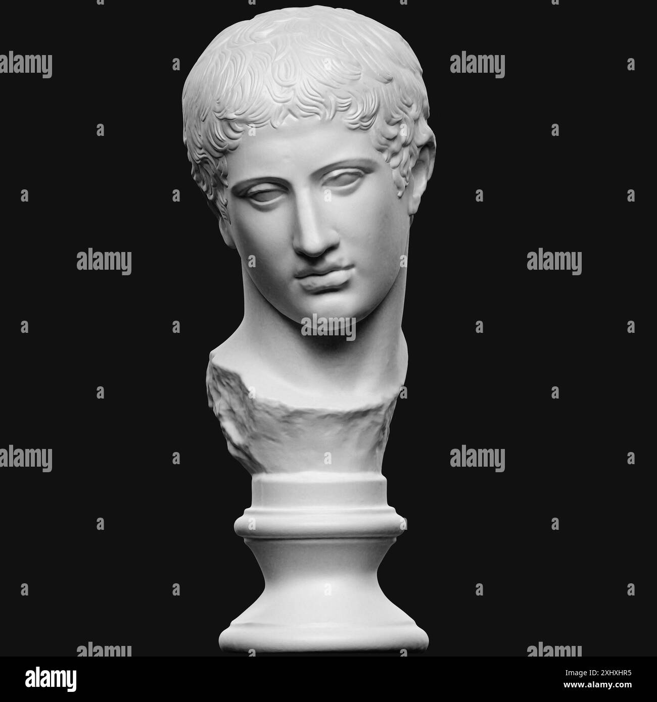 Head from a statue of Discobolus or discus-bearer, showing classical ...