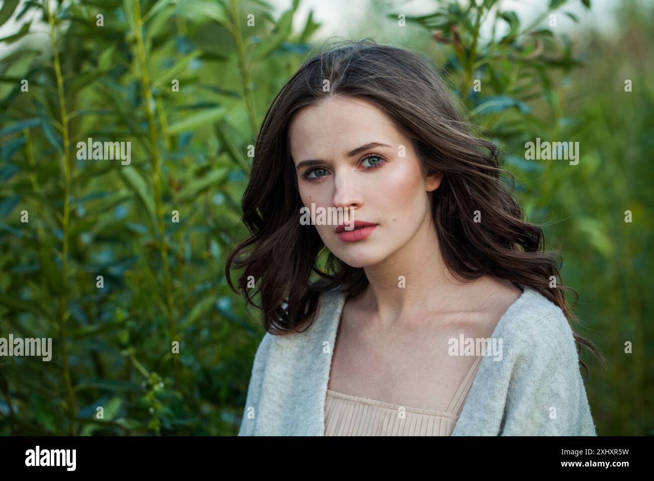 Happy sad portrait pretty woman hi-res stock photography and images - Alamy