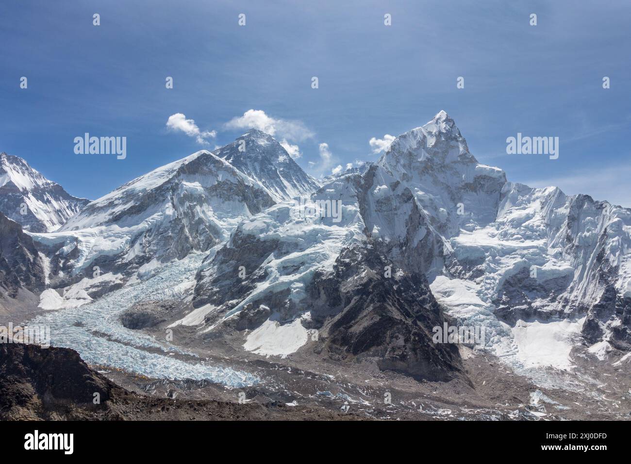 Mount everest summit panorama view hi-res stock photography and images ...