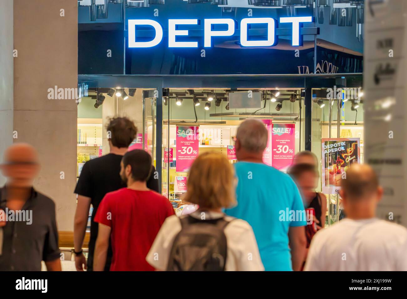 Depot Filiale, die Einrichtungskette ist insolvent, München, Juli 2024