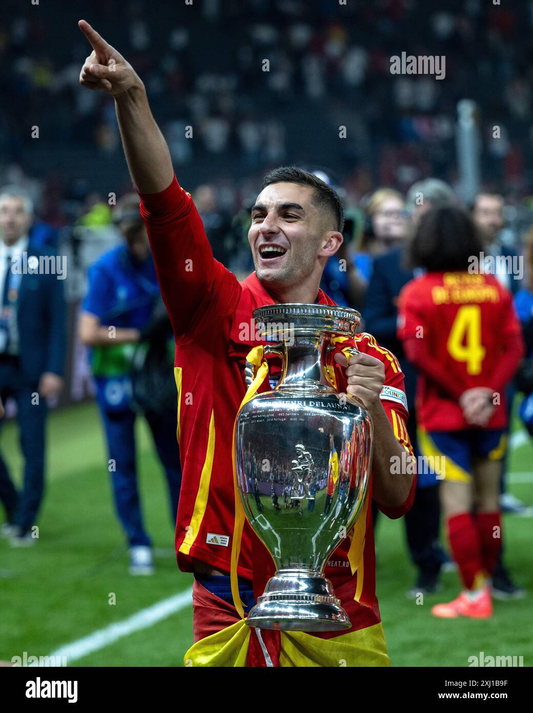 BERLIN GERMANY JULY 14 Ferran Torres Celebrates With The Trophy 