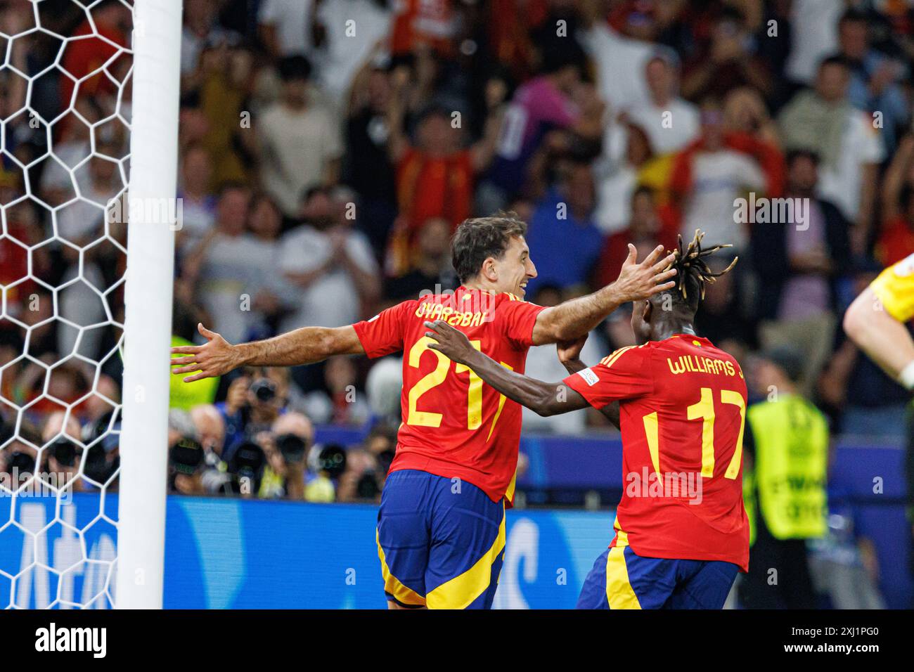 Crisp Spain 3-0 Austria: Mikel Oyarzabal Scores Twice In Dominant Win Wallpaper for Desktop Crisp Spain 3-0 Austria: Mikel Oyarzabal Scores Twice In Dominant Win Wallpaper for Desktop