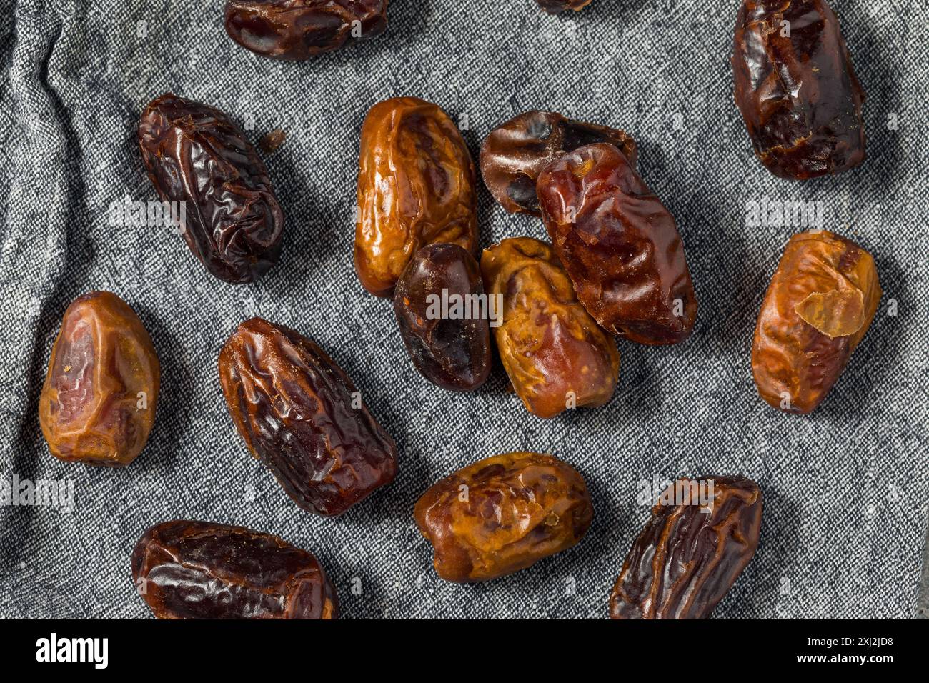 Fresh medjool dates ramadan hi-res stock photography and images - Alamy