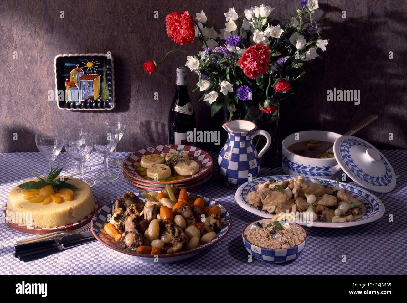 Spring dessert hi-res stock photography and images - Alamy