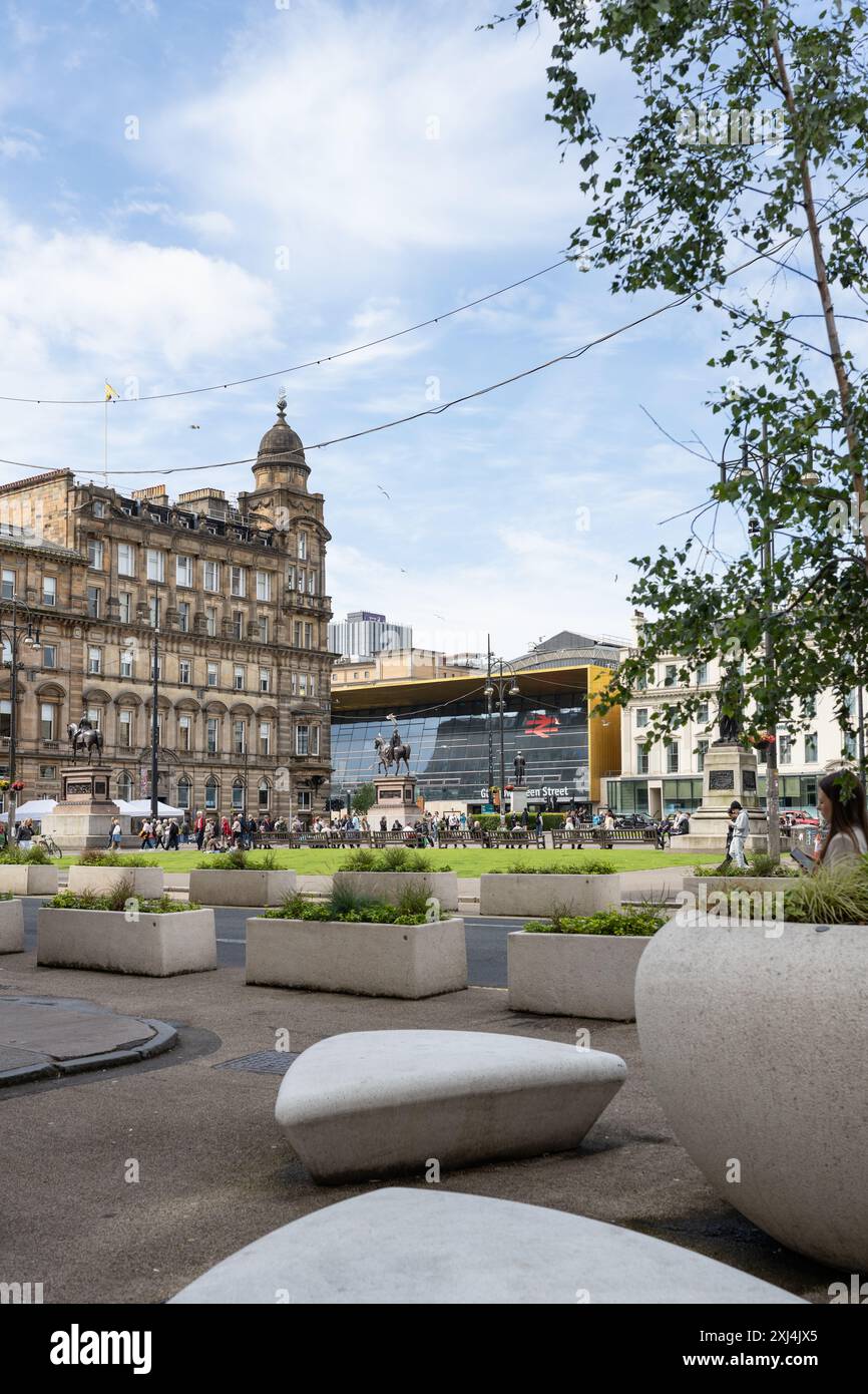 Glasgow Queen Street, Merchants House of Glasgow and Millennium Hotel, George Square, Glasgow, Scotland, UK Stock Photo