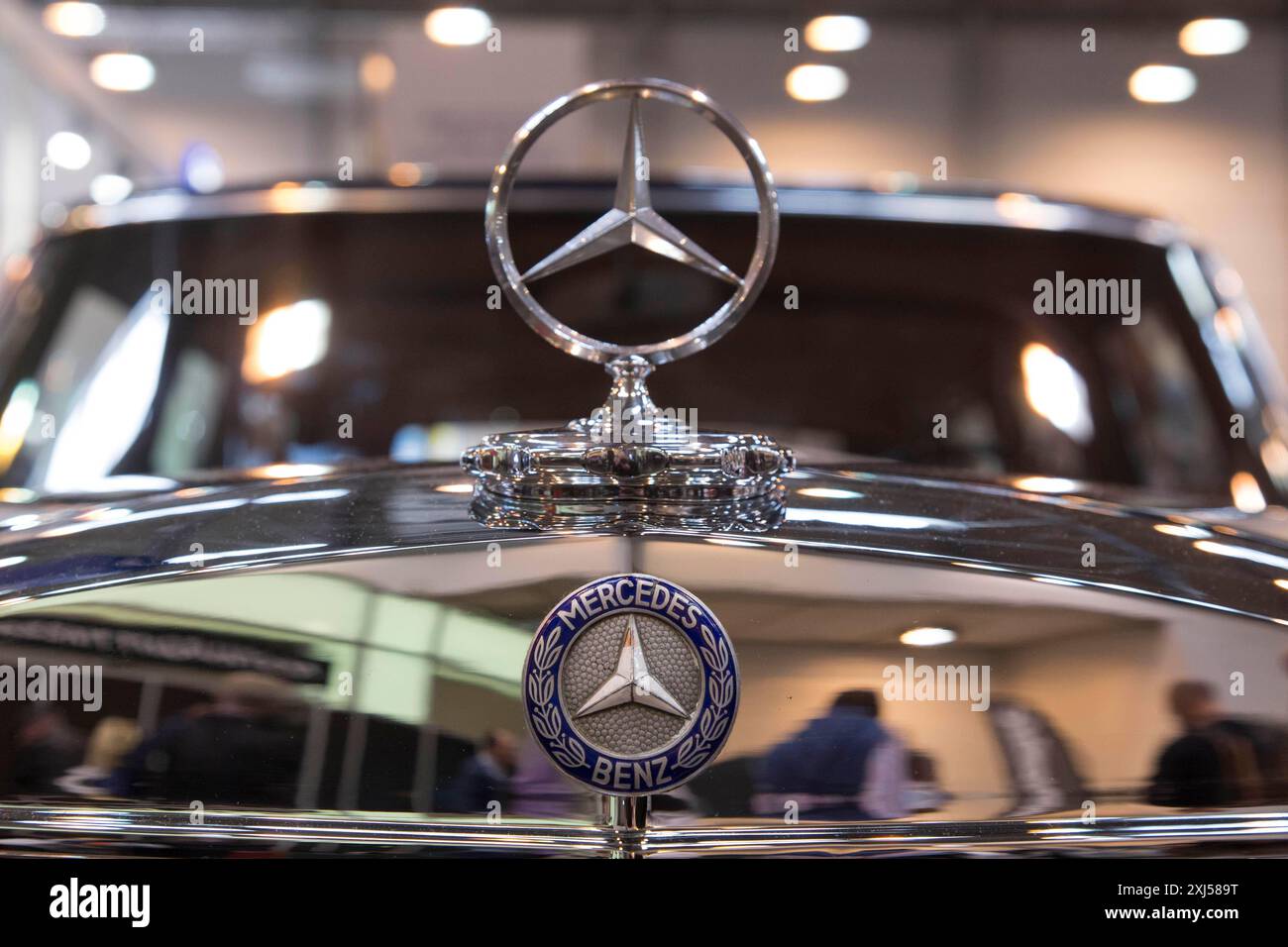 Mercedes star on a Mercedes Benz 600. Techno Classica is the trade fair for vintage, classic and prestige cars, motorsport, motorbikes, spare parts Stock Photo